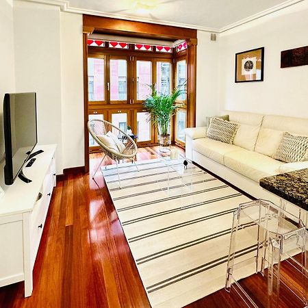 Apartamento "Balcon Del Parchis" A 200 Metros De La Playa Gijón Eksteriør bilde
